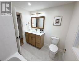 2379 Maryvale Court, Burlington, ON L7P2P1 Photo 11