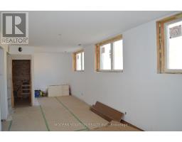 1623 Magenta Court, Mississauga, ON L5G3A6 Photo 34