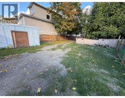 Kitchen - 3802 32 Avenue, Vernon, BC V1T2N3 Photo 8