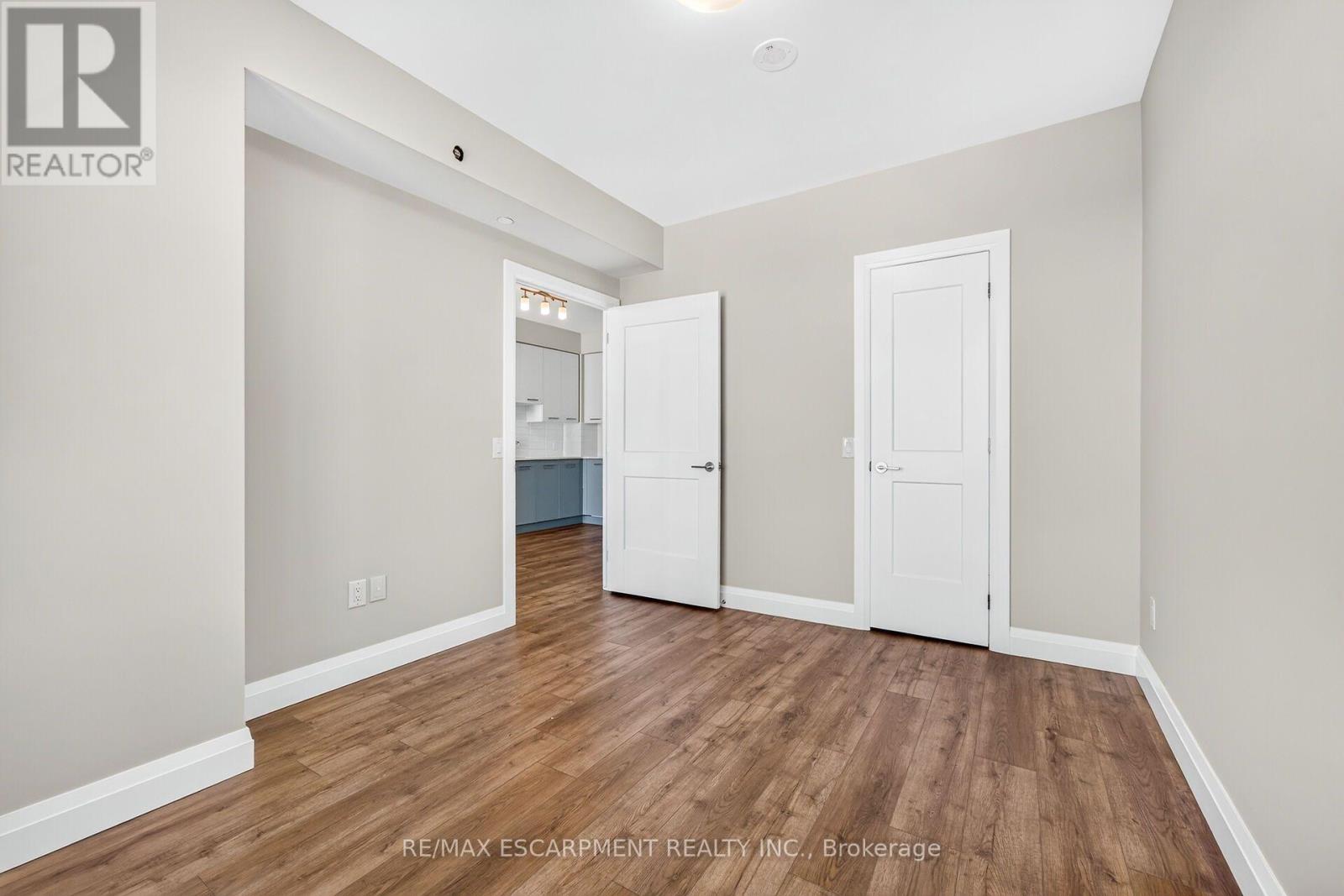 804- 385 Winston Road, Grimsby, ON photo 23