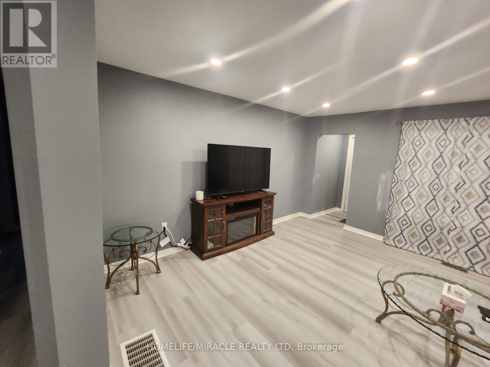 143 - 141 PARK AVENUE E, Chatham-Kent (Chatham) — photo 8