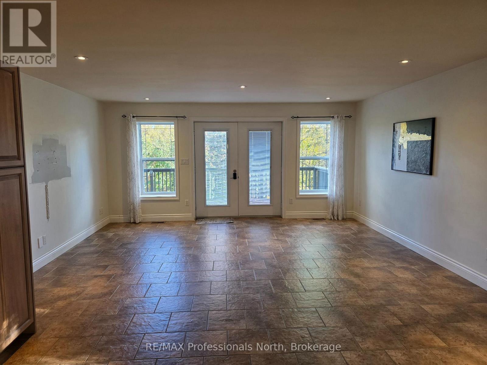317 FALCON ROAD - Image 15