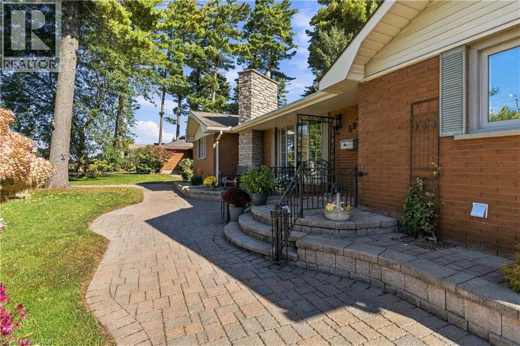 687 JAMES Street - Image 4