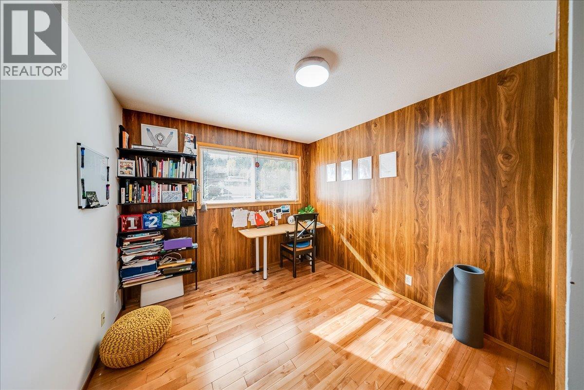 1614 Cook Avenue, Rossland - Image 1