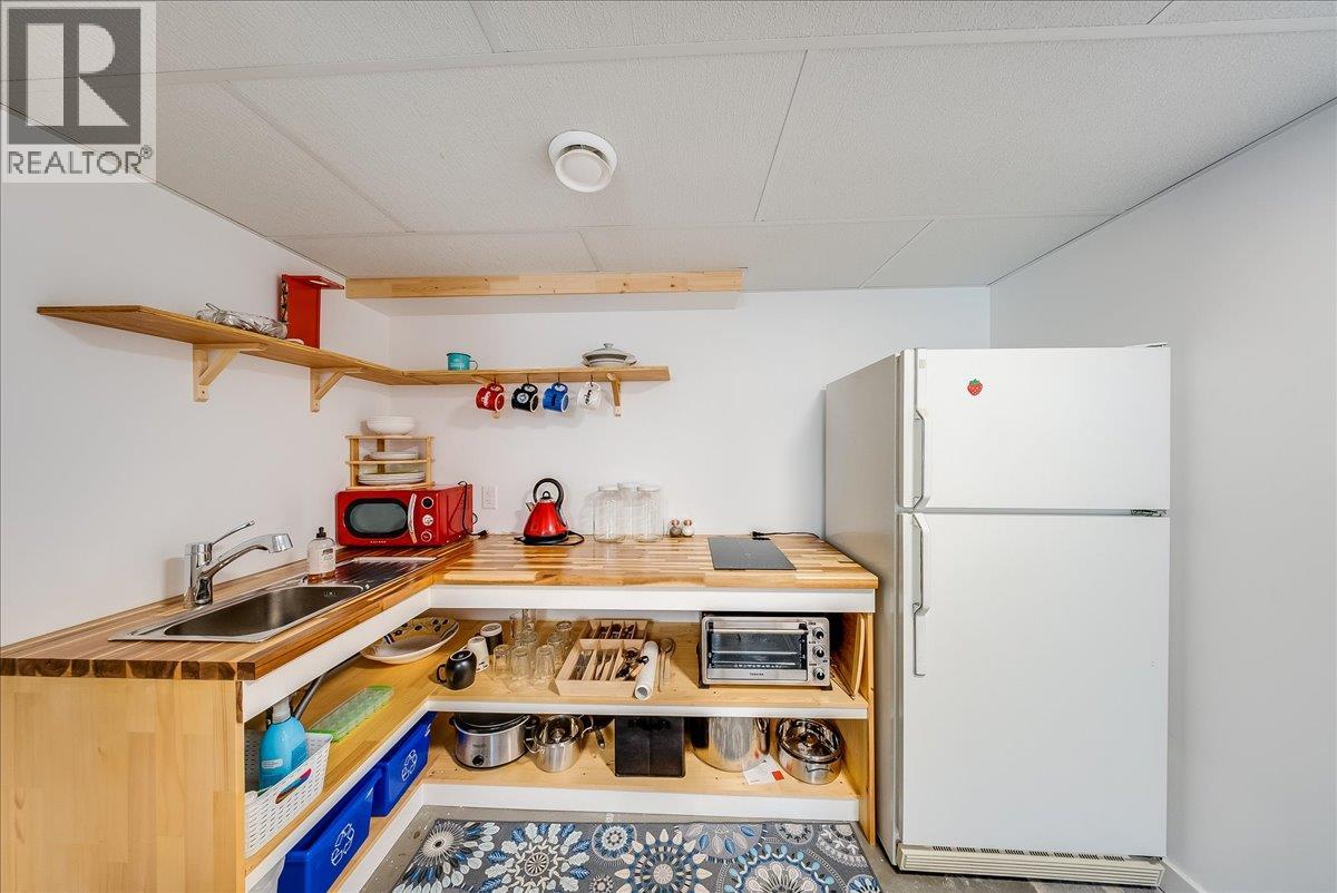 1614 Cook Avenue - 34