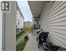242 Savanna Close - photo 13