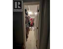 242 Savanna Close - photo 3