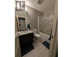 242 Savanna Close - photo 37