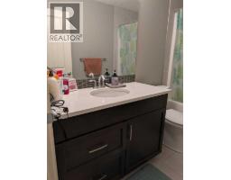 242 Savanna Close - photo 38