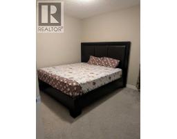 242 Savanna Close - photo 4