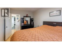 447 20 Street N - photo 17