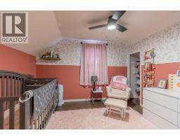 447 20 Street N - photo 24