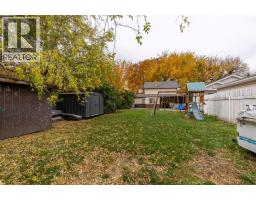 447 20 Street N - photo 34