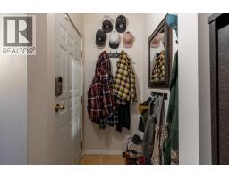 447 20 Street N - photo 6