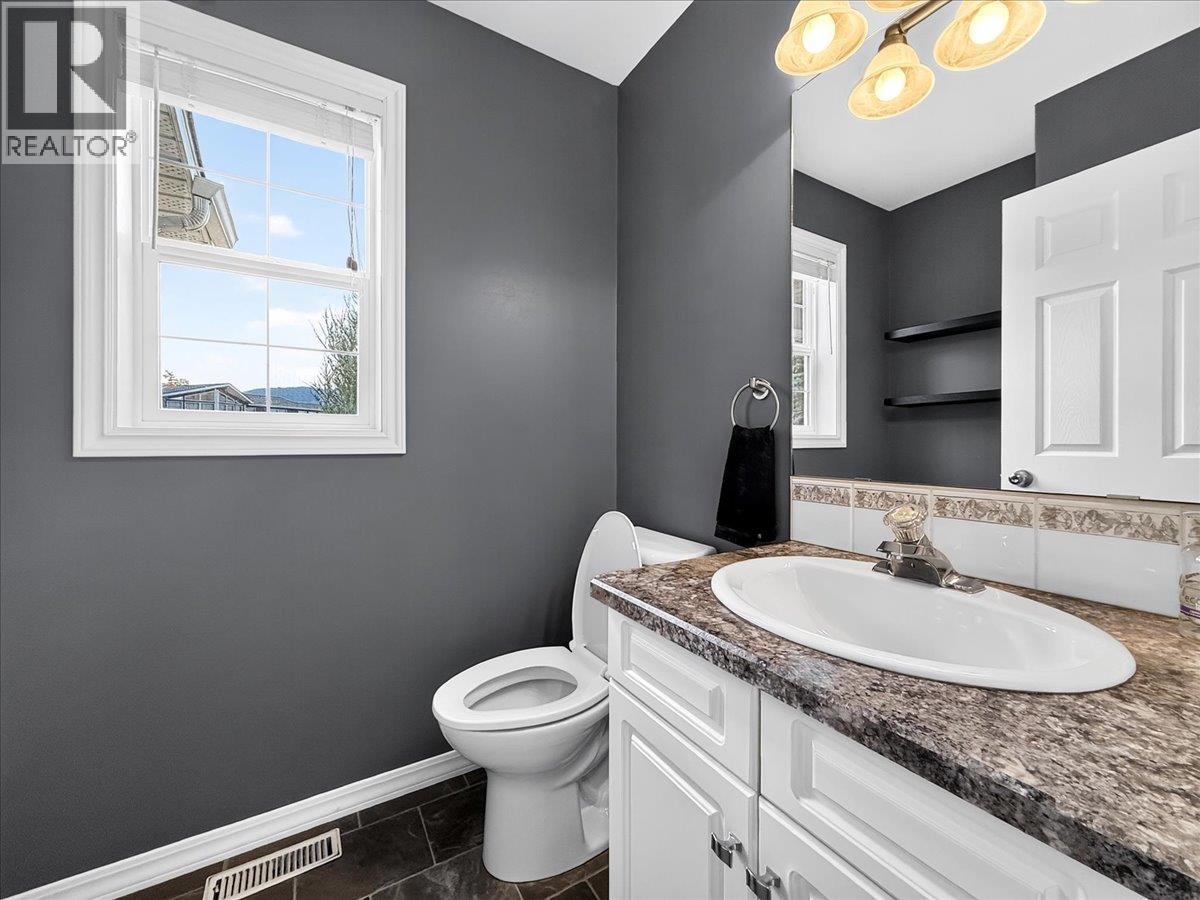640 Upper Lakeview Road Unit# 48, Invermere