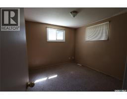 Living room - 120 26th Street W, Prince Albert, SK S6V4P9 Photo 7