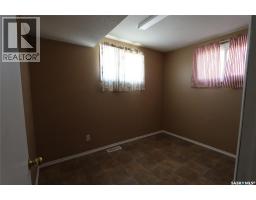 Kitchen - 120 26th Street W, Prince Albert, SK S6V4P9 Photo 8