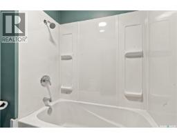 420 J Avenue N, Saskatoon, SK S7L2K3 Photo 25