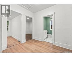 420 J Avenue N, Saskatoon, SK S7L2K3 Photo 32