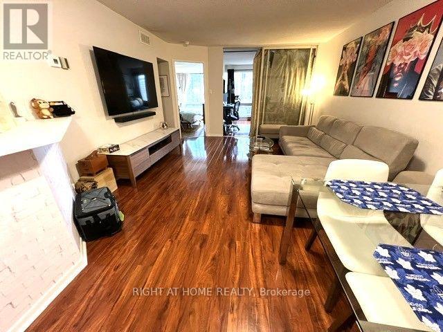 2111- 1001 Bay Street, Toronto, ON photo 13