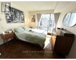 2111 - 1001 Bay Street, Toronto, ON M5S3A6 Photo 14