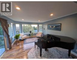 2532 Ashurst Avenue, Coquitlam, BC V3K5T4 Photo 9