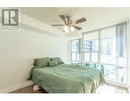 2002 - 33 Elm Drive W, Mississauga, ON L5B4M2 Photo 12