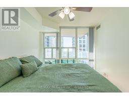 2002 - 33 Elm Drive W, Mississauga, ON L5B4M2 Photo 13
