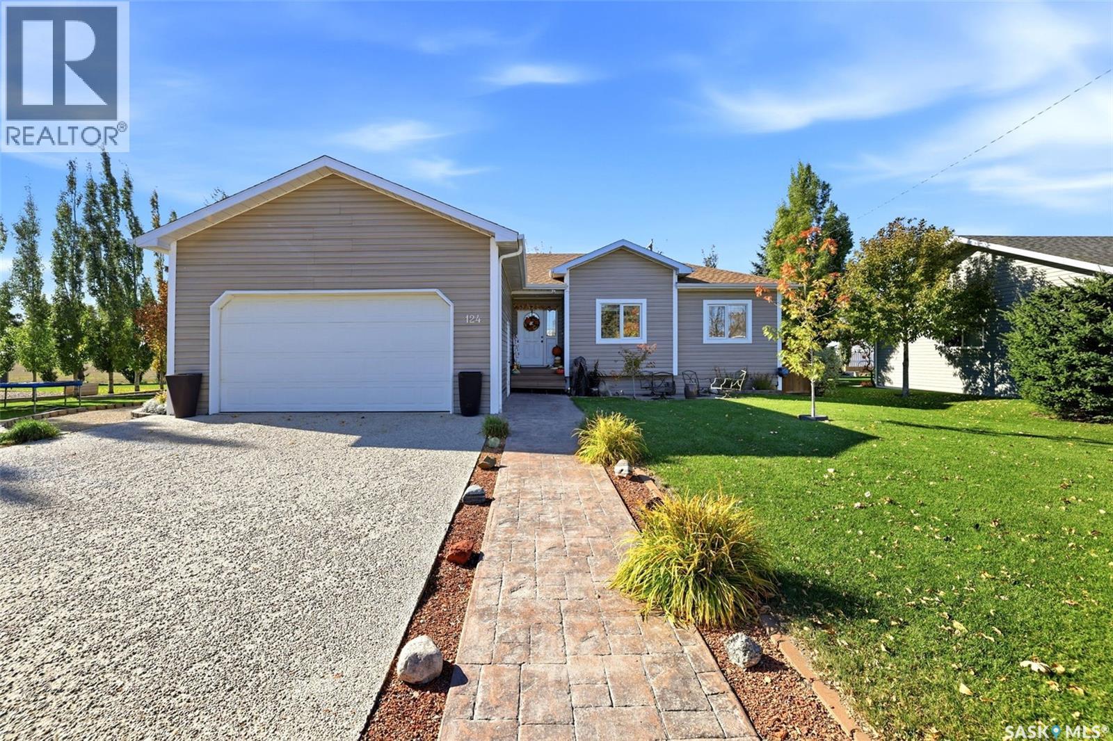 124 2nd AVENUE W - 1