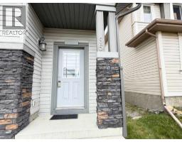 95 Panora Close NW - photo 2