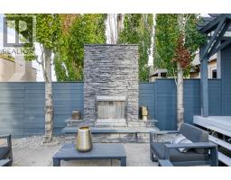 1904 50 Avenue SW - photo 47