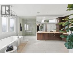 1904 50 Avenue SW - photo 35