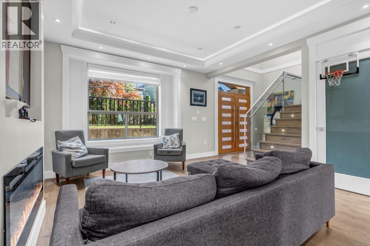 175 DELTA AVENUE, Burnaby - Image 1