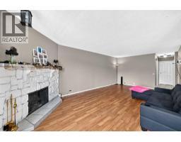 5126 Bowness Road NW - photo 5