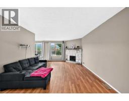5126 Bowness Road NW - photo 3