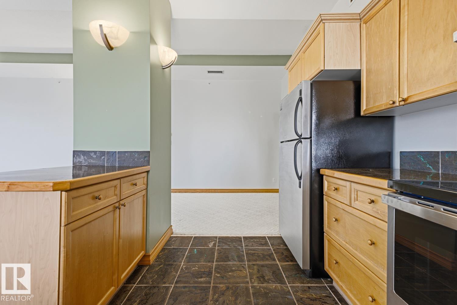 #701 – 10106 105 Street NW, Downtown (Edmonton) — photo 20 of 30: Property photo