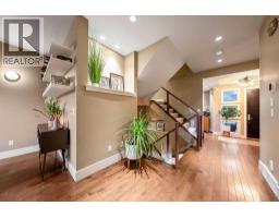 1940 27 Avenue SW - photo 10