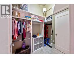 1940 27 Avenue SW - photo 39