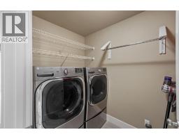 1940 27 Avenue SW - photo 36