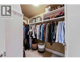 1940 27 Avenue SW - photo 32