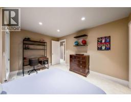 1940 27 Avenue SW - photo 34