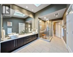 1940 27 Avenue SW - photo 31