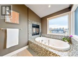 1940 27 Avenue SW - photo 30