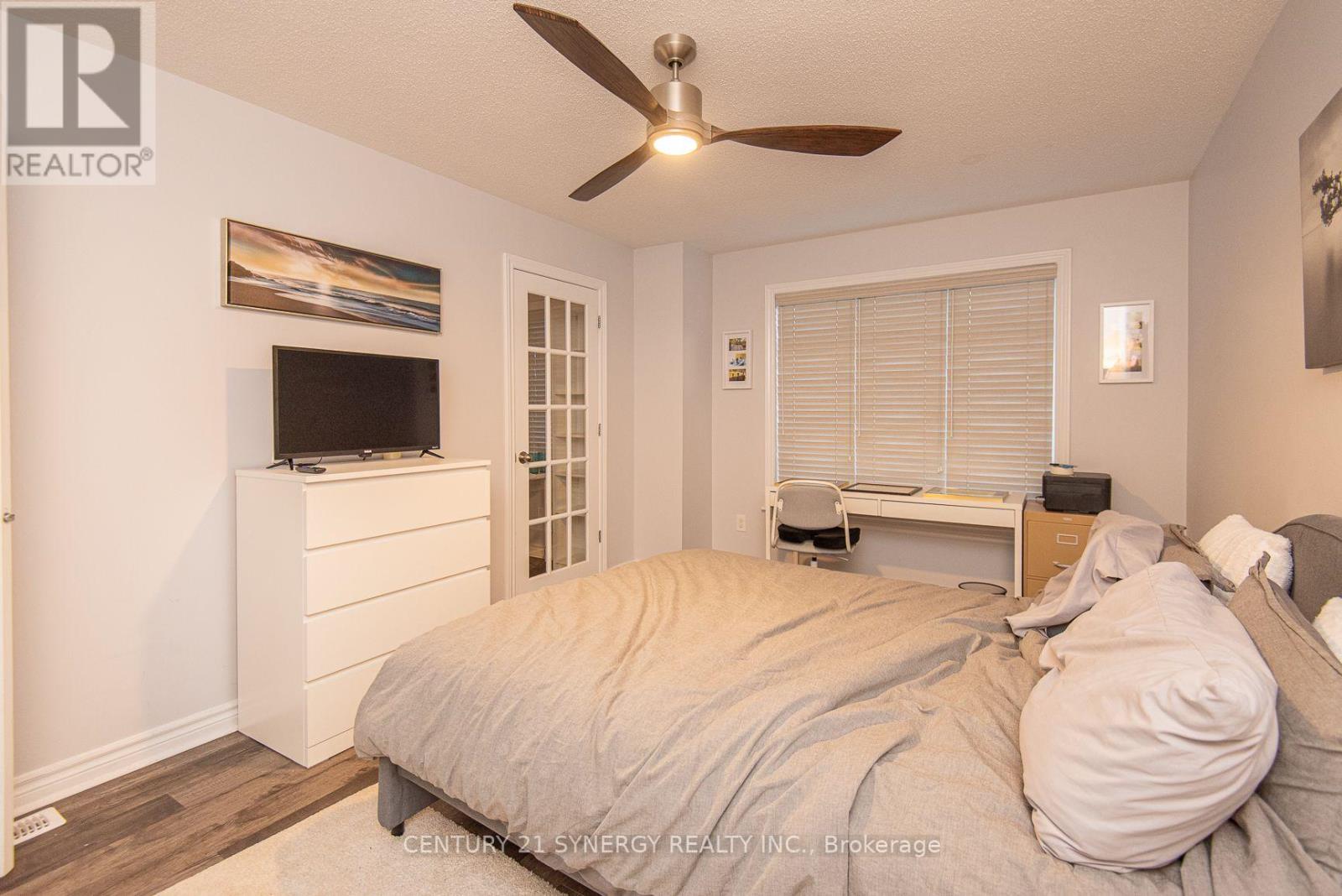2025 Pennyroyal Crescent — photo 18