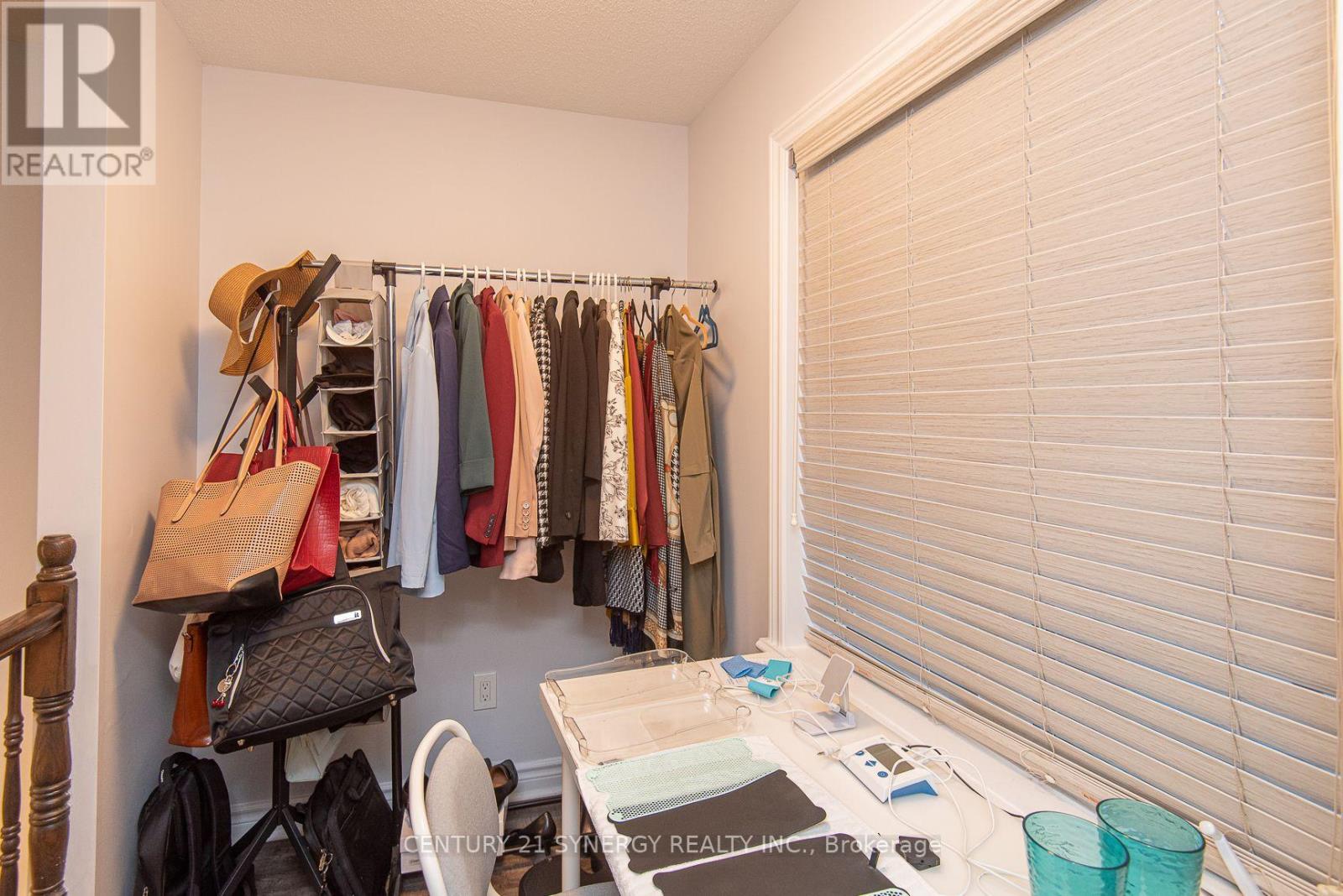 2025 Pennyroyal Crescent — photo 21