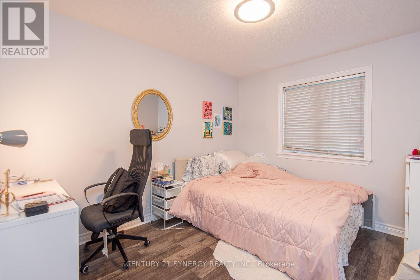 2025 Pennyroyal Crescent — photo 25