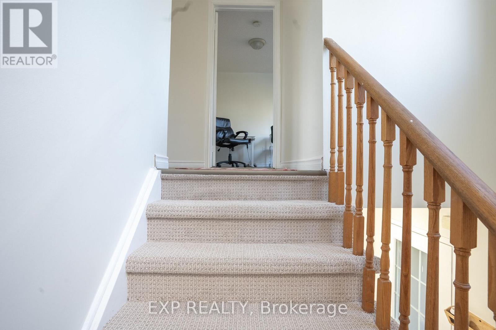 1892 SECRETARIAT PLACE, Oshawa (Windfields) — photo 8