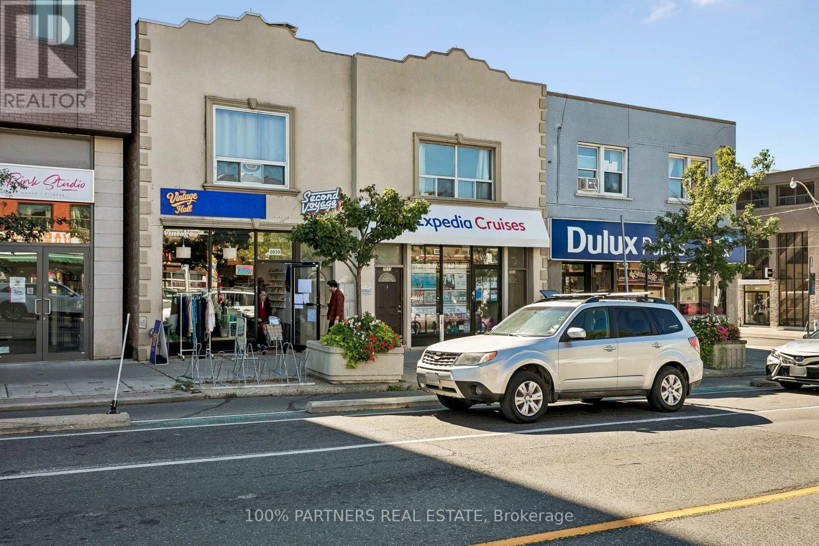 2035-2039 DANFORTH AVENUE, Toronto (Woodbine Corridor)