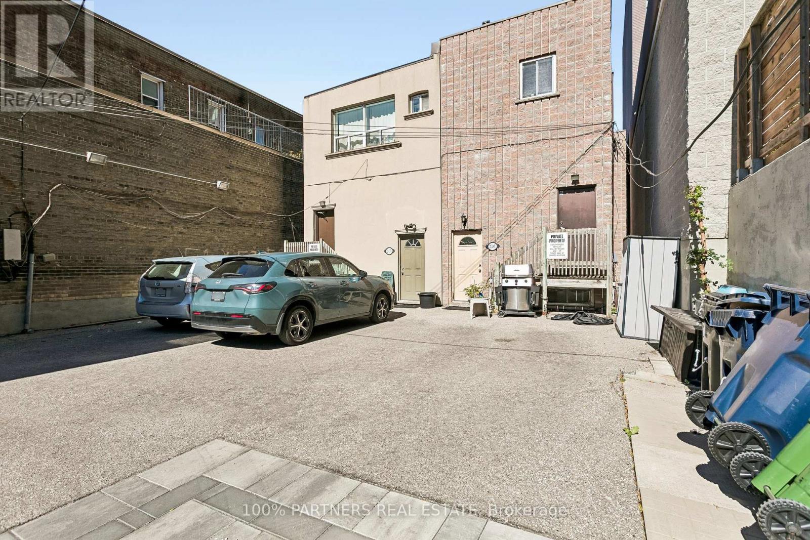 2035-2039 Danforth Avenue — photo 41
