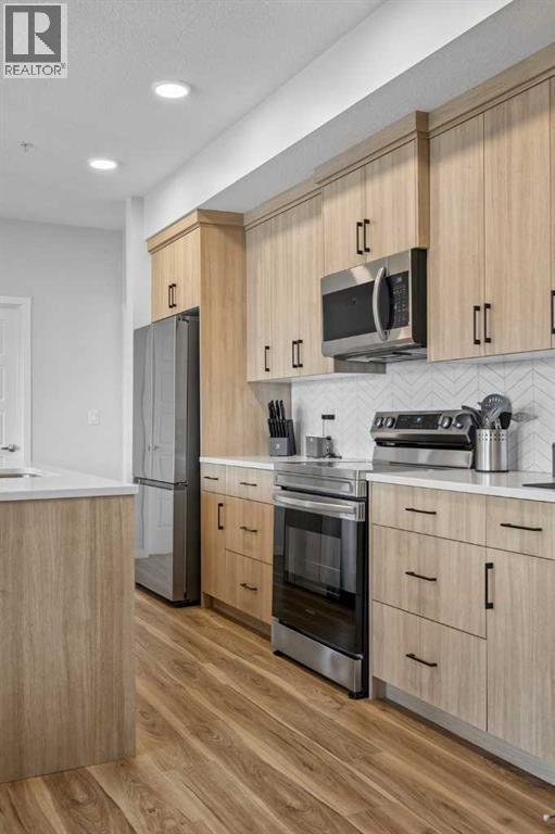 #1303 42 Cranbrook Gardens SE - 16
